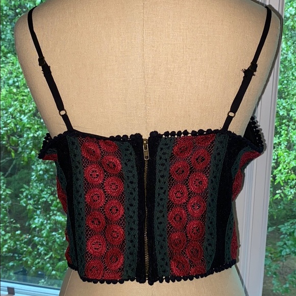 XHILARATION Lace crop top with adjustable straps - Picture 3 of 4